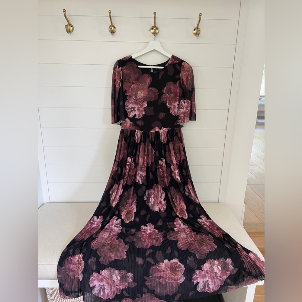 RW&CO Pleated Print Midi Dress